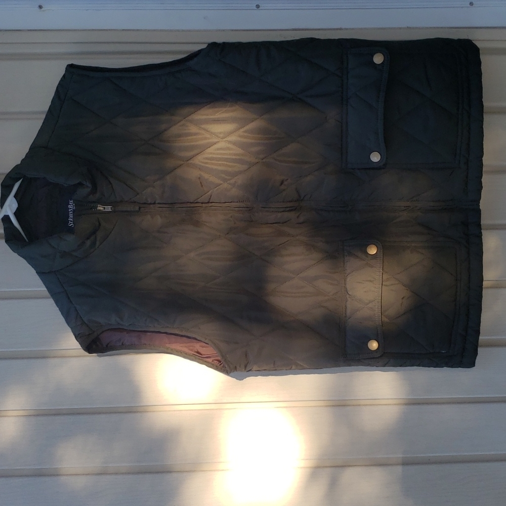 ST John's Bay Mens Vest